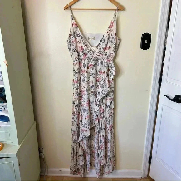 Altar'd State Avani Floral High Low Ruffle Maxi Long Dress Size Large - Picture 3 of 10